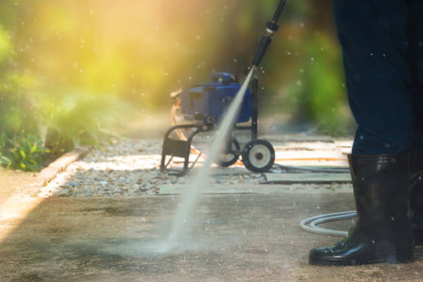 Best Parking Lot and Garage Cleaning  in Wellston, MO